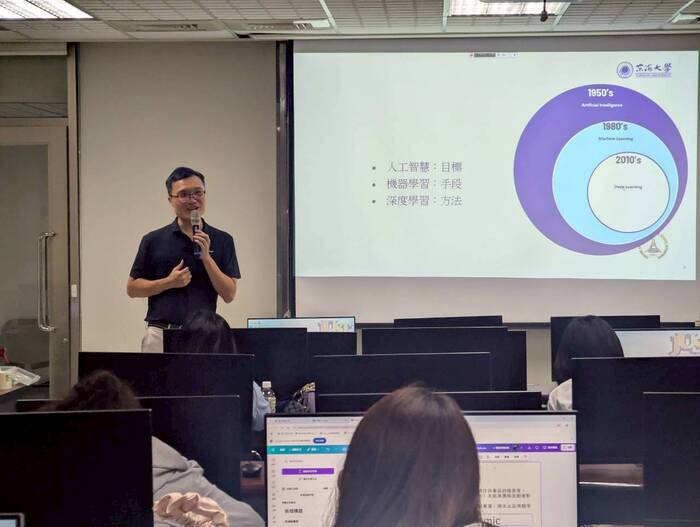 AI、機器學習和深度學習的演進圖表，詳細講解相關的核心概念與發展。圖片